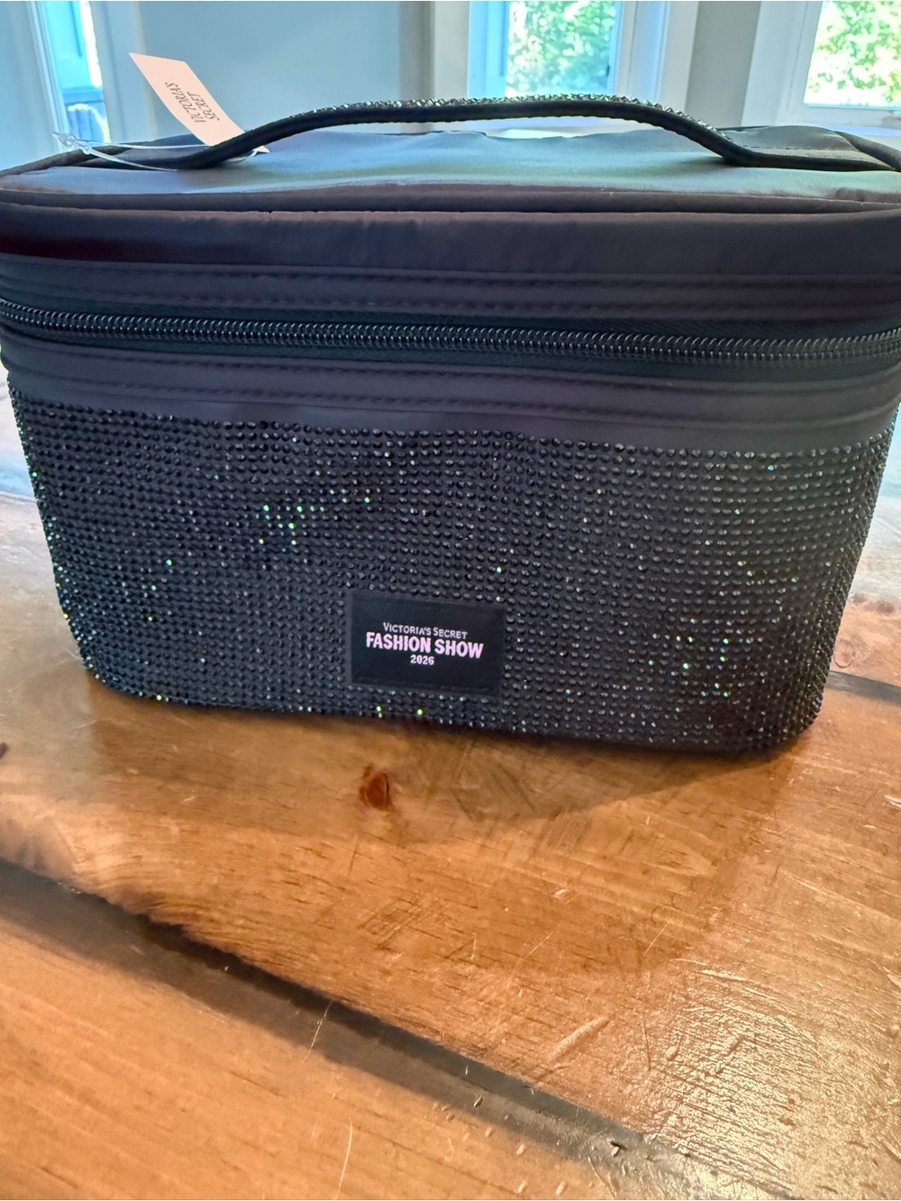 NWT Victoria Secret Fashion Show 2026 Rhinestone Vanity Case -Black